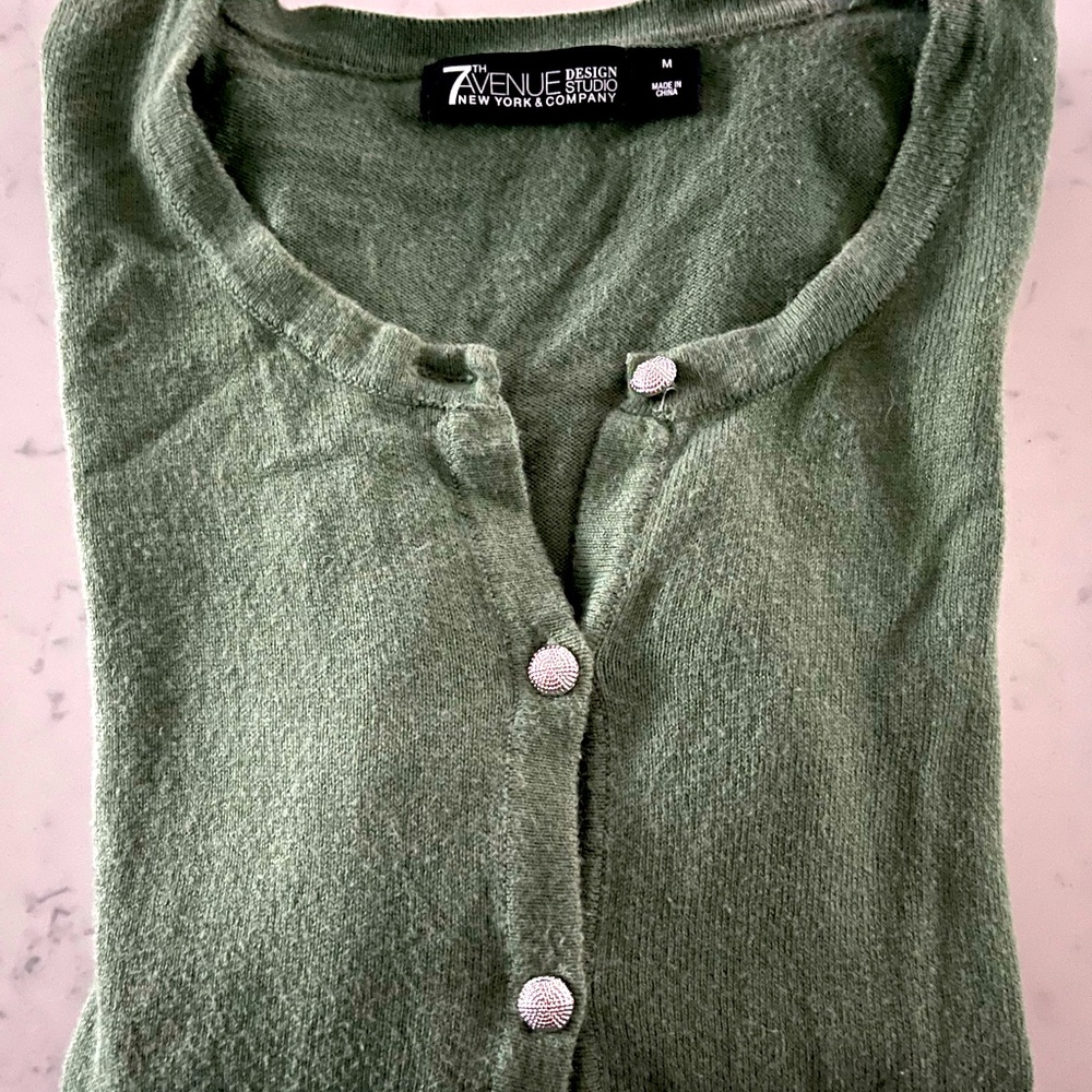 NY & Co 7th Avenue sage green Spring Cardigan Sweater size M